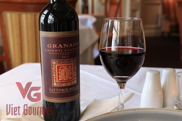 Thưởng thức rượu vang Granaio Chianti Classico Melini