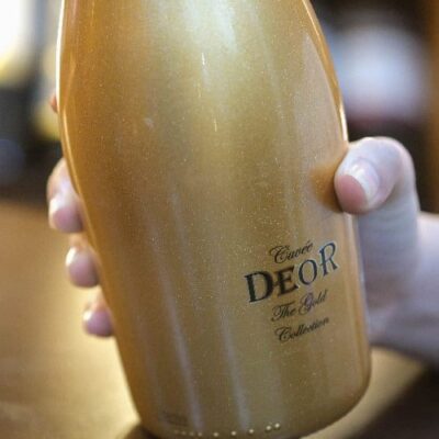 Vang Nổ Sparkling Cuvee Deor The Gold vang y sparkling cuvee deor the gold collection extra dry 4