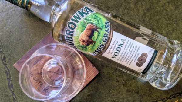 Rượu Vodka Zubrowka Bison Grass - Rượu Vodka Ba Lan 40 độ