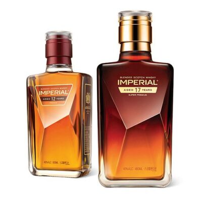 Alternative view of Whisky Imperial 17 Years Super Premium