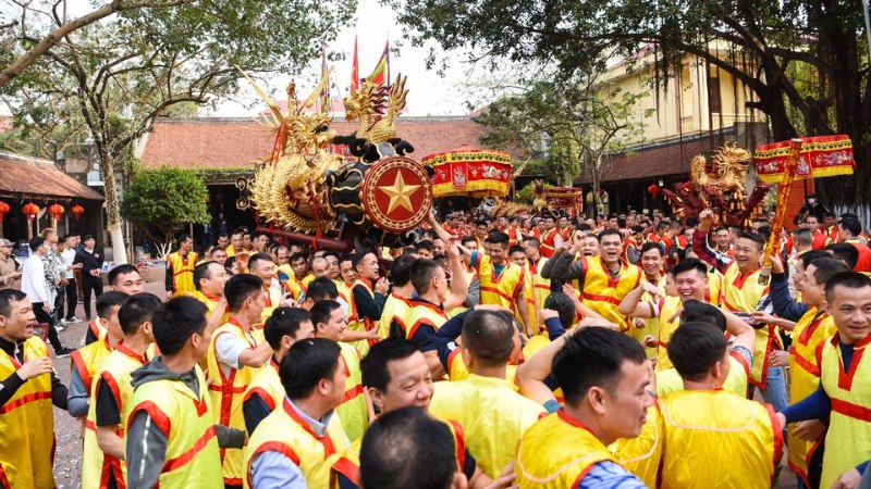 Rước pháo làng Đồng Kỵ (Bắc Ninh): Độc đáo và sôi động