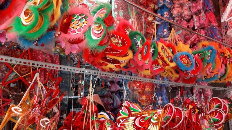 Gợi ý 20 món quà tặng trung thu cho các bé ý nghĩa và phù hợp den long