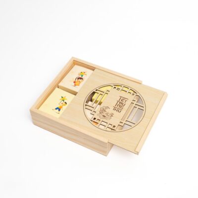 Hộp Quà Trung Thu 4 Bánh Cẩm Tú Hộp quà Trung Thu