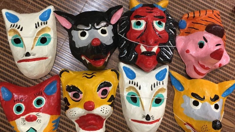 Gợi ý 20 món quà tặng trung thu cho các bé ý nghĩa và phù hợp mat na giay boi