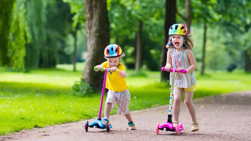 Gợi ý 20 món quà tặng trung thu cho các bé ý nghĩa và phù hợp scooter